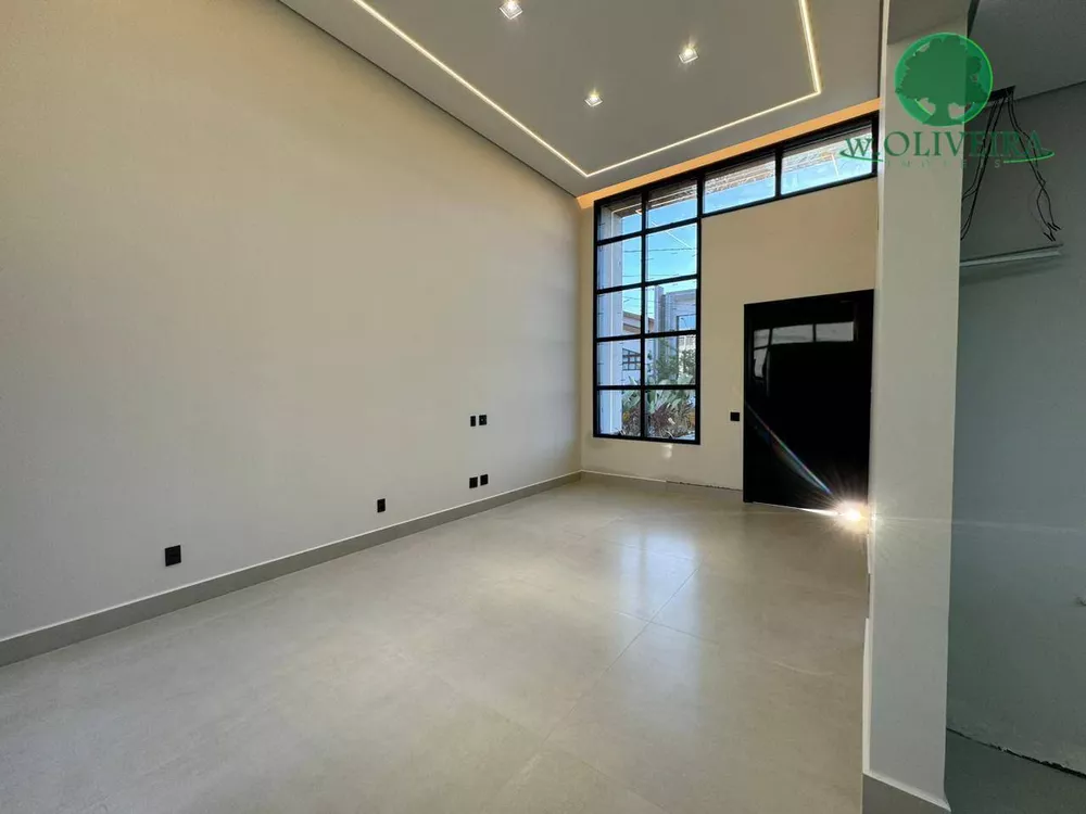 Casa de Condomínio à venda com 3 quartos, 196m² - Foto 4