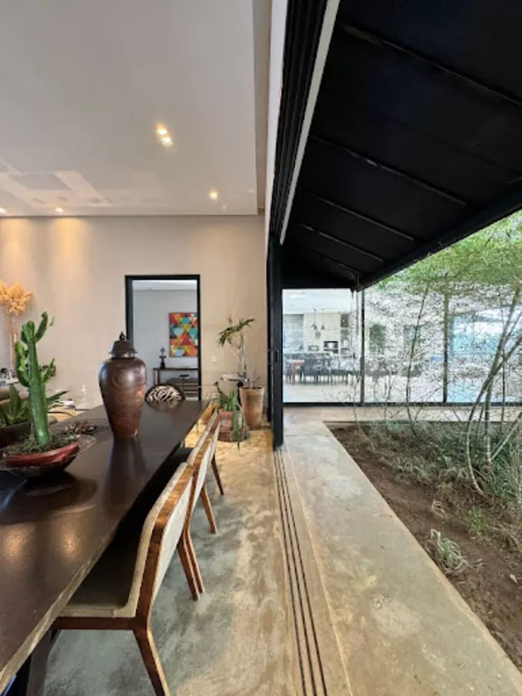 Casa de Condomínio à venda com 5 quartos, 1037m² - Foto 4