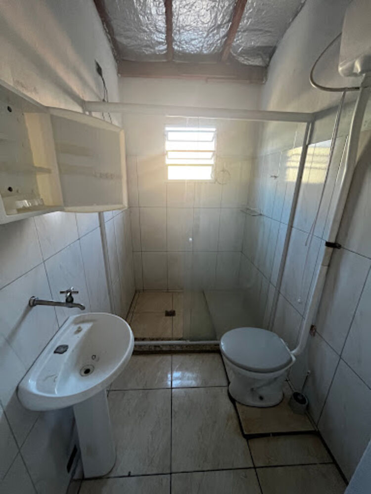 Casa à venda com 3 quartos, 157m² - Foto 2