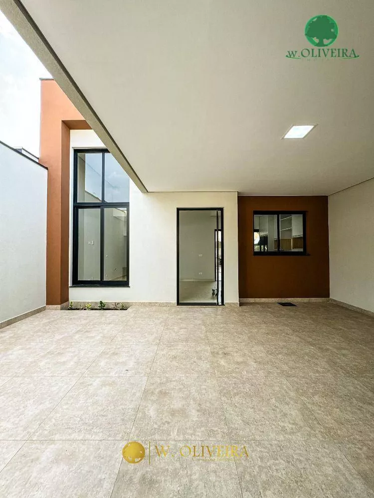 Casa à venda com 3 quartos, 131m² - Foto 4