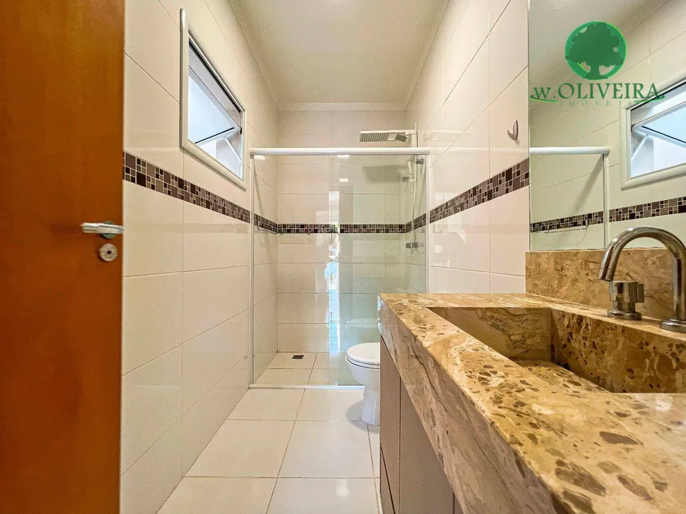 Sobrado, 3 quartos, 182 m² - Foto 2