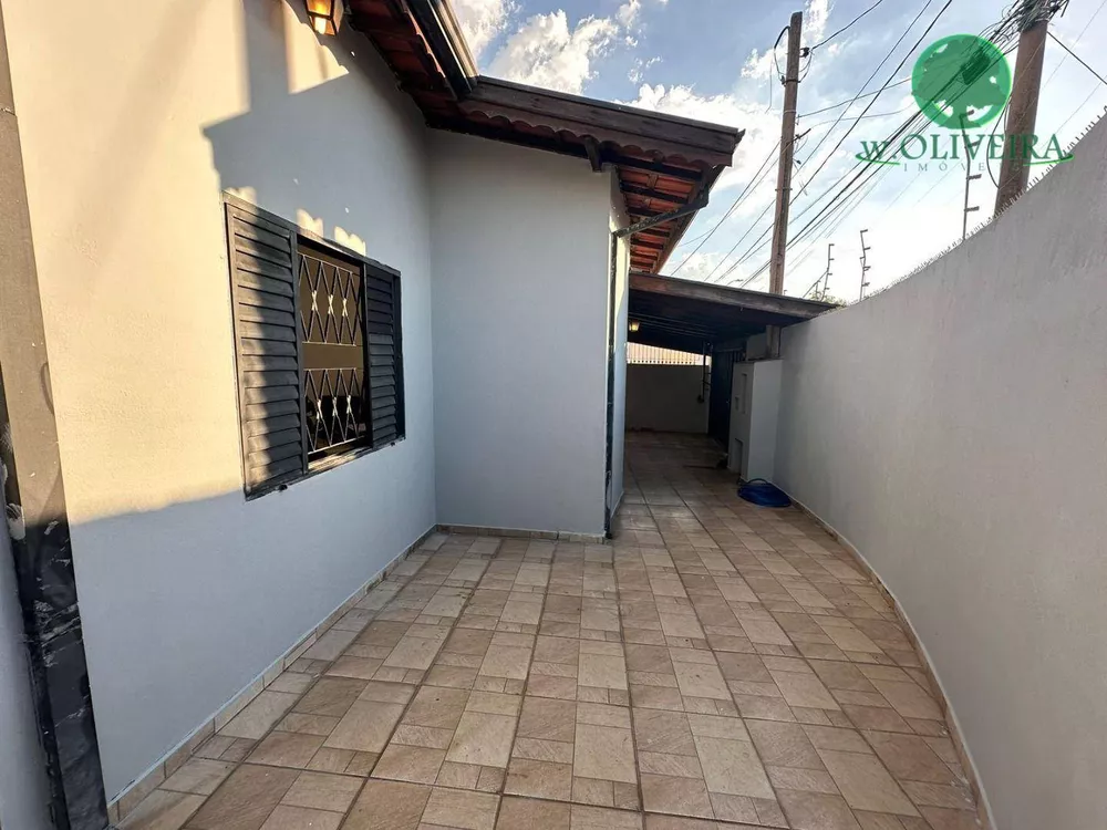 Casa à venda com 2 quartos, 100m² - Foto 3