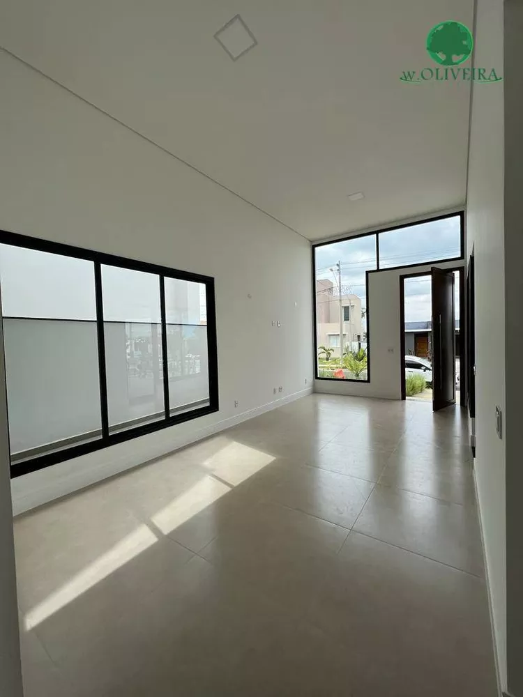 Casa de Condomínio à venda com 3 quartos, 168m² - Foto 2