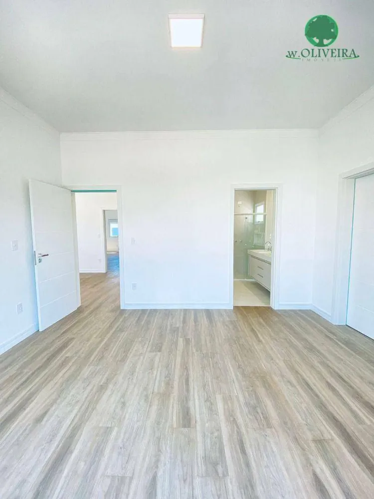 Sobrado, 3 quartos, 285 m² - Foto 1