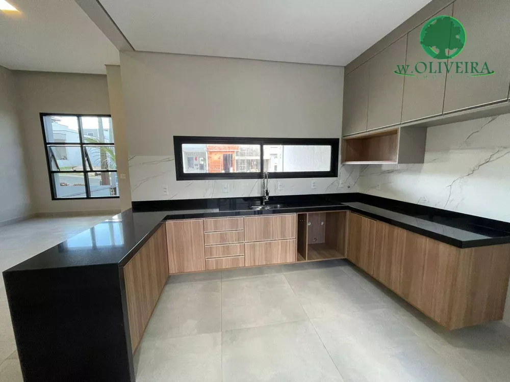 Casa de Condomínio à venda com 3 quartos, 142m² - Foto 4