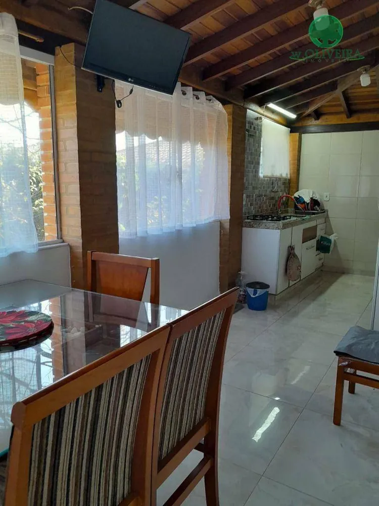 Chácara, 3 quartos, 3000 m² - Foto 1