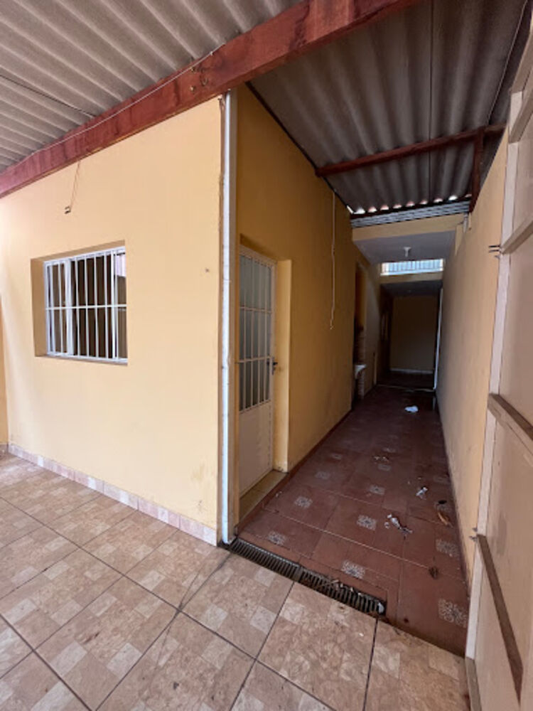 Sobrado à venda com 2 quartos, 124m² - Foto 1