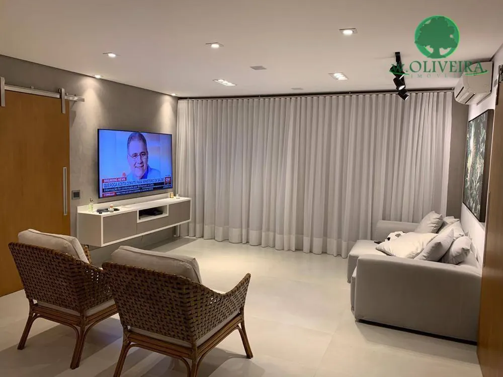 Apartamento, 3 quartos, 140 m² - Foto 2