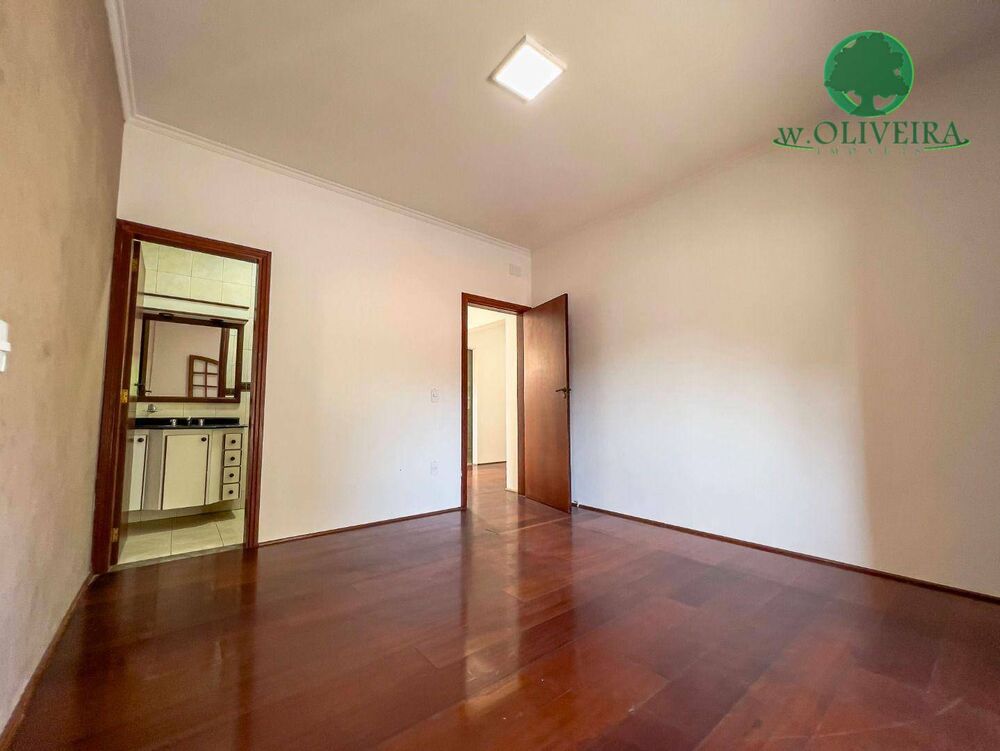 Sobrado, 3 quartos, 379 m² - Foto 9