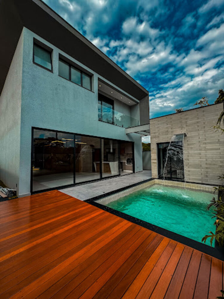 Sobrado, 4 quartos, 315 m² - Foto 1