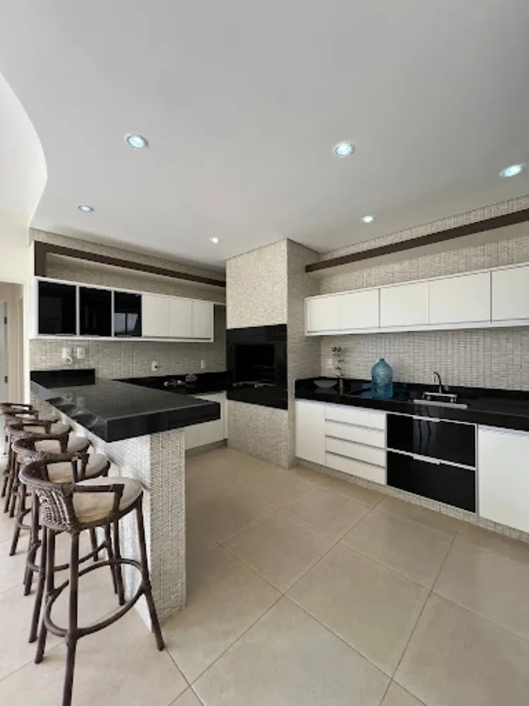 Sobrado, 5 quartos, 386 m² - Foto 2