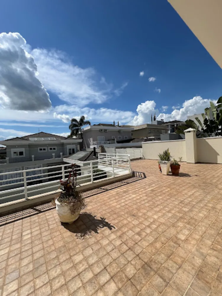Sobrado, 5 quartos, 386 m² - Foto 1