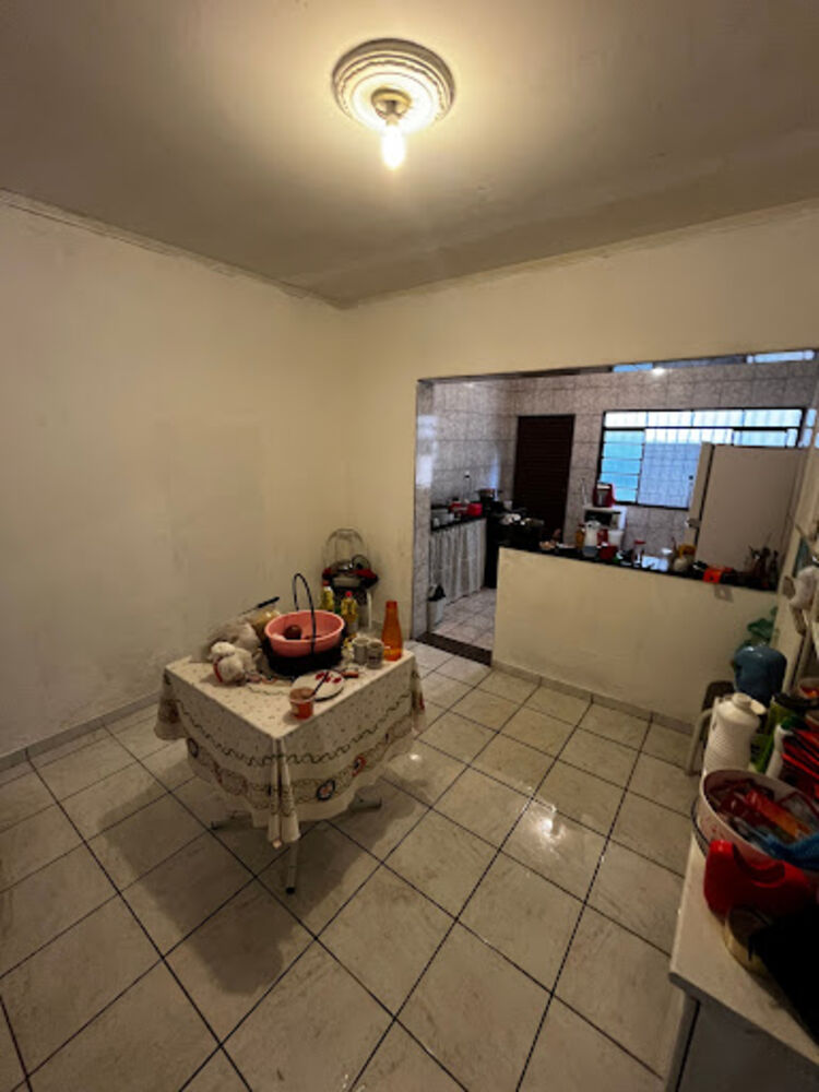 Casa, 3 quartos, 200 m² - Foto 1