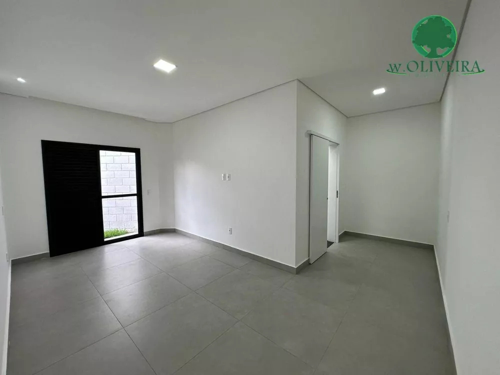 Casa de Condomínio à venda com 3 quartos, 192m² - Foto 1