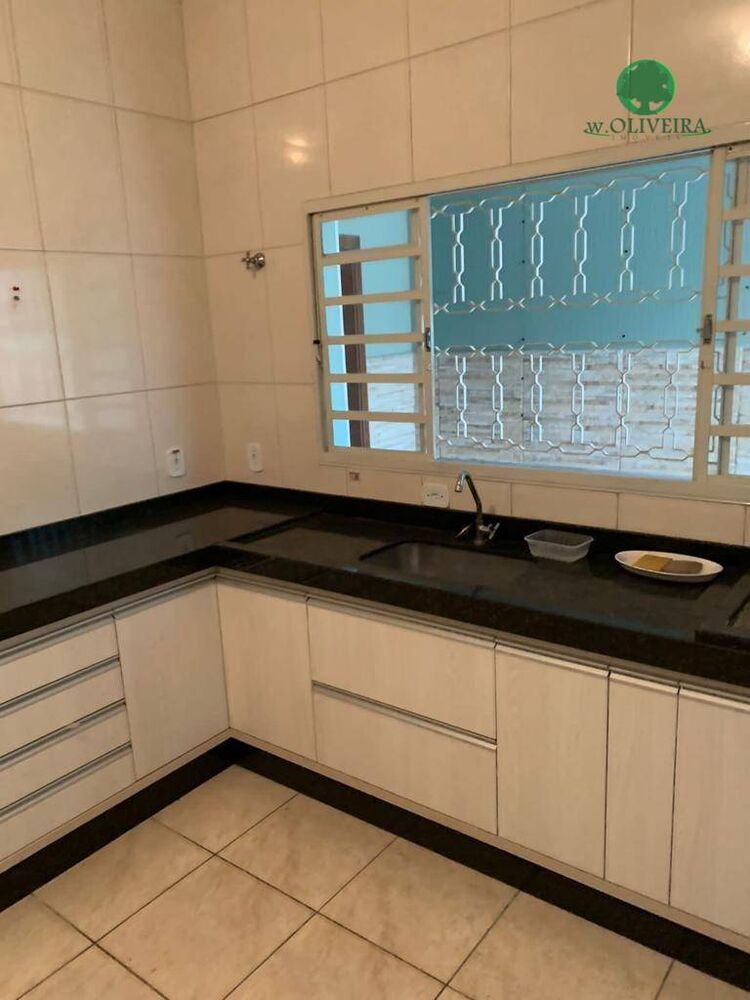 Sobrado, 3 quartos, 291 m² - Foto 1