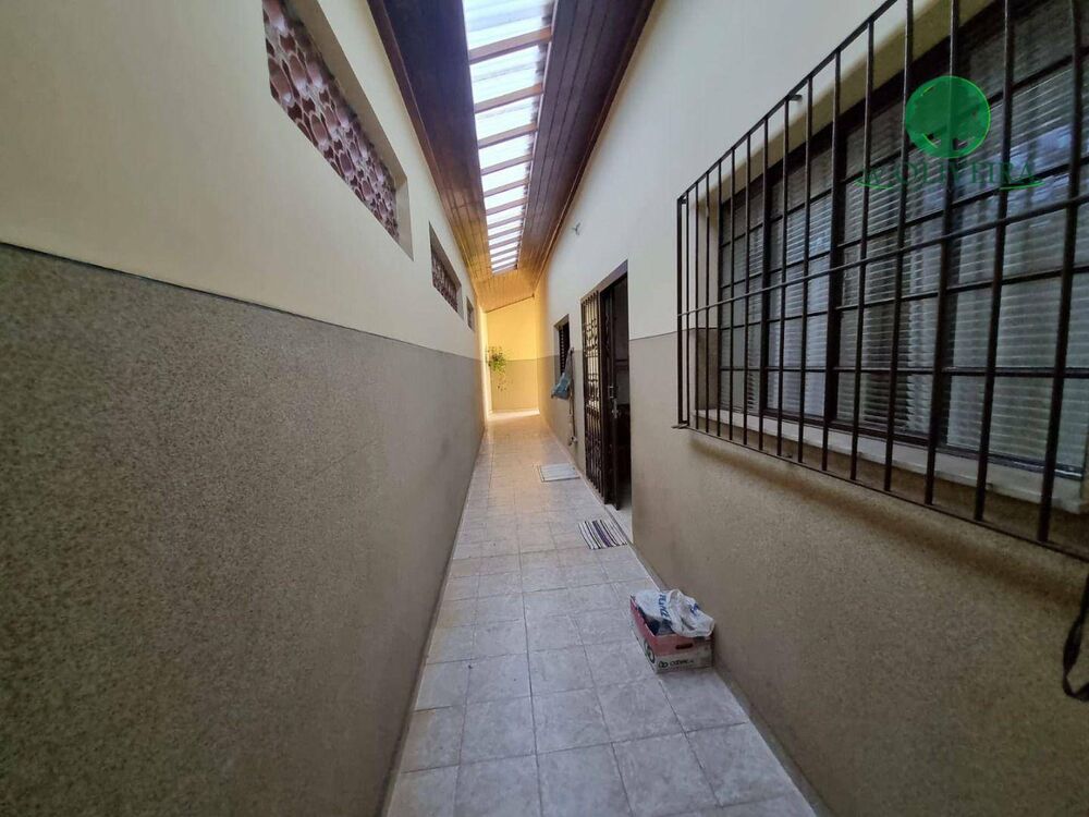 Casa, 4 quartos, 240 m² - Foto 5