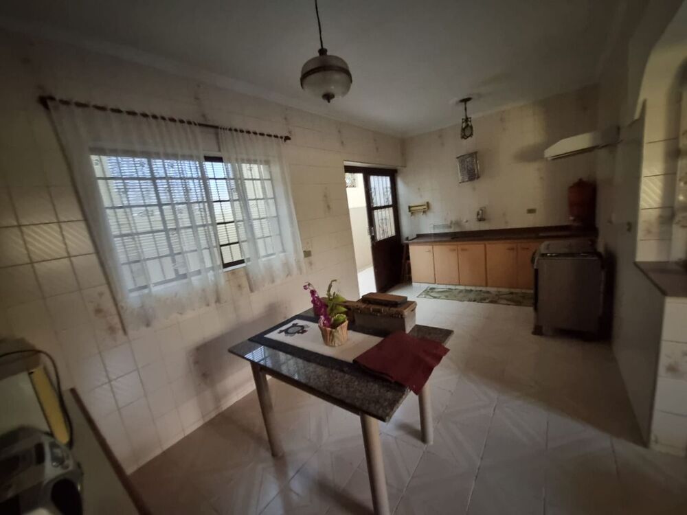 Casa, 4 quartos, 240 m² - Foto 2