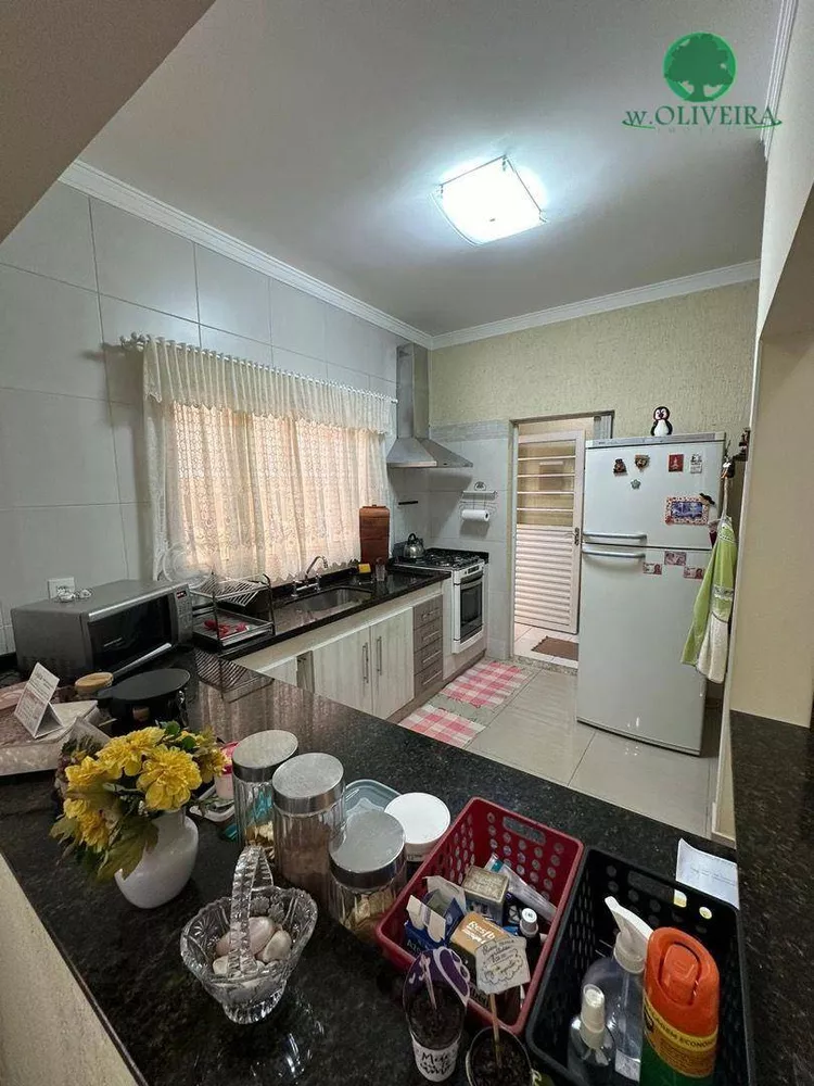 Sobrado à venda com 3 quartos, 192m² - Foto 4