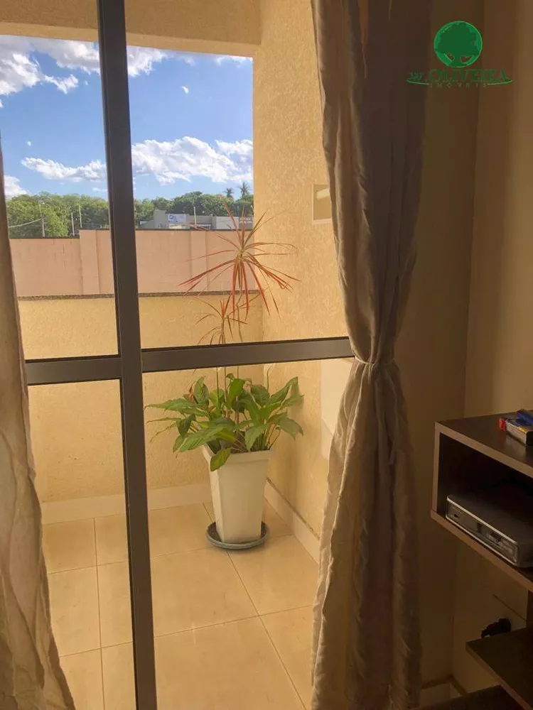 Apartamento à venda com 2 quartos, 58m² - Foto 2