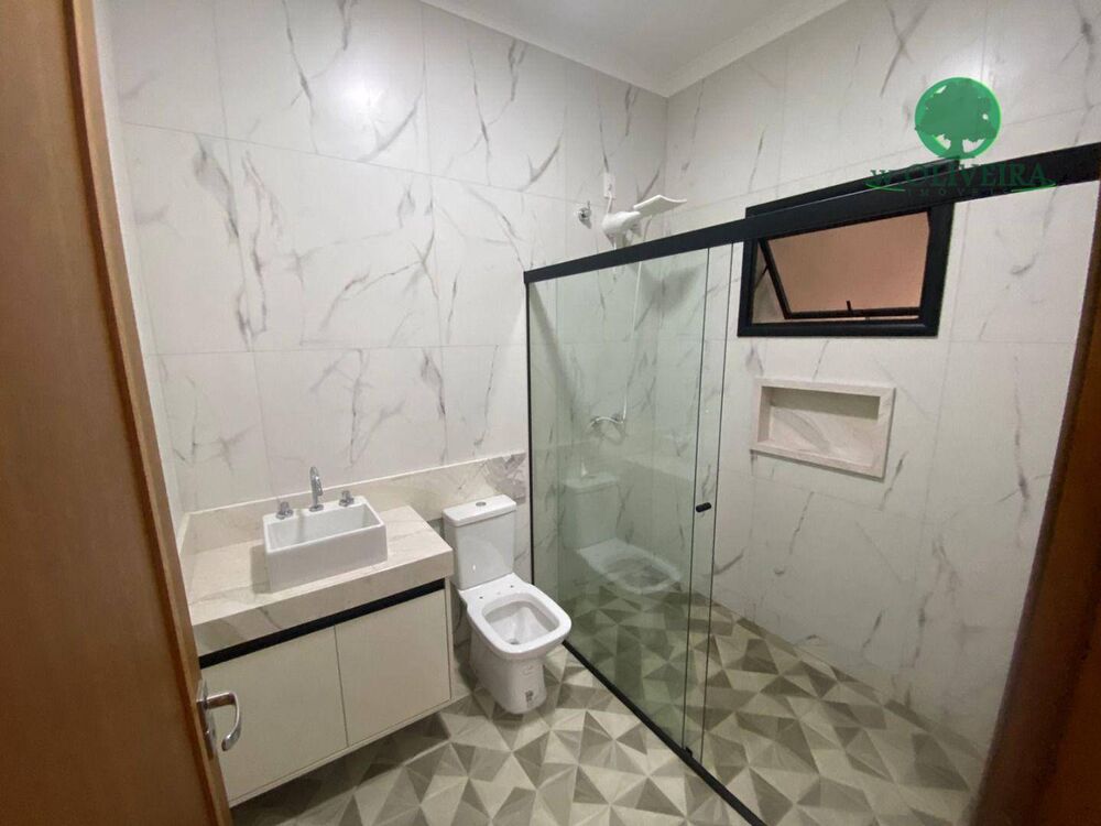 Casa, 3 quartos, 246 m² - Foto 4