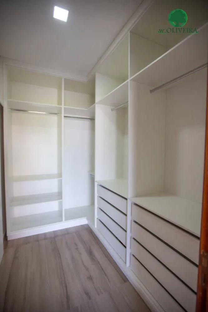 Sobrado, 3 quartos, 232 m² - Foto 4