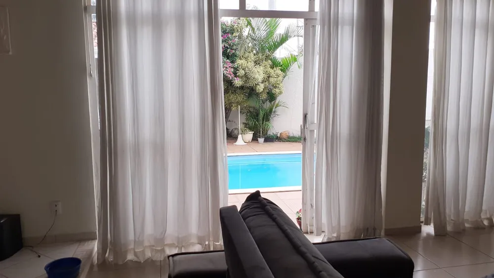Casa, 3 quartos, 256 m² - Foto 1