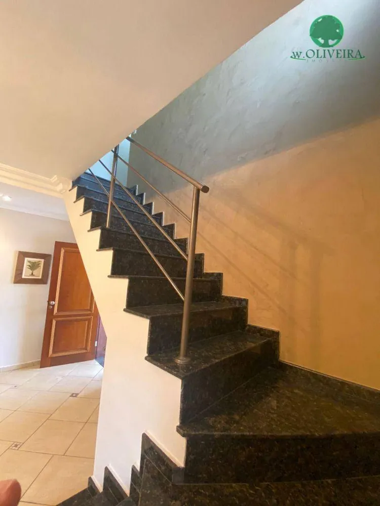 Sobrado, 4 quartos, 245 m² - Foto 4