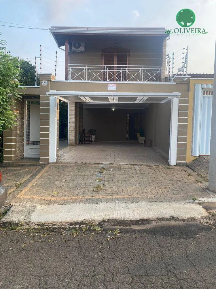 Sobrado, 4 quartos, 245 m² - Foto 2