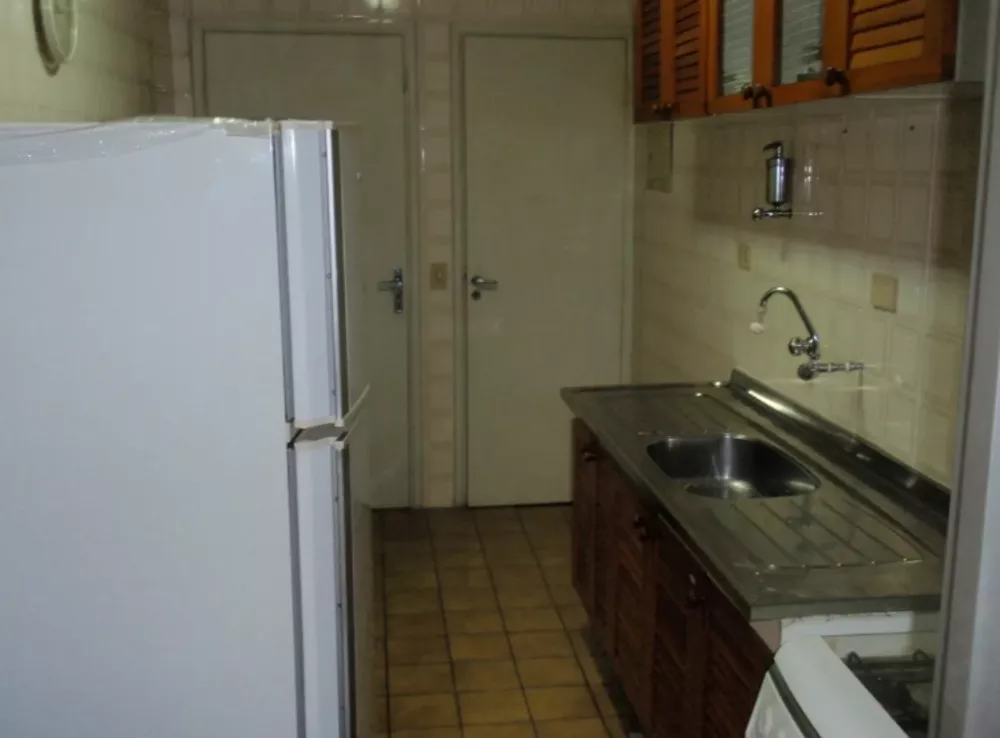 Apartamento à venda com 2 quartos, 62m² - Foto 4