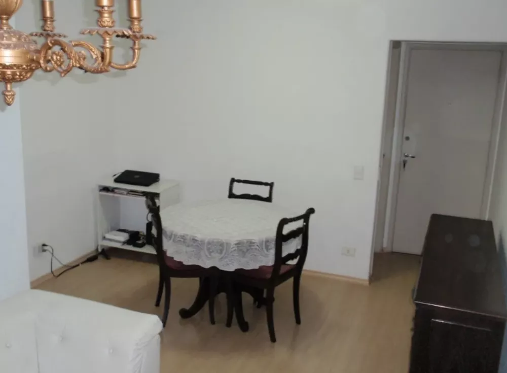 Apartamento à venda com 2 quartos, 62m² - Foto 1