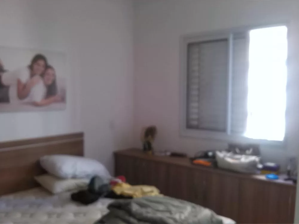 Apartamento à venda com 2 quartos, 65m² - Foto 2