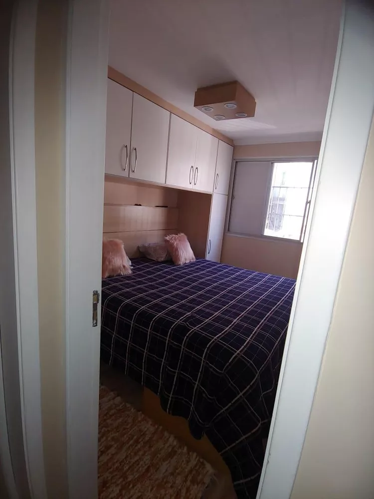 Apartamento à venda com 2 quartos, 60m² - Foto 5