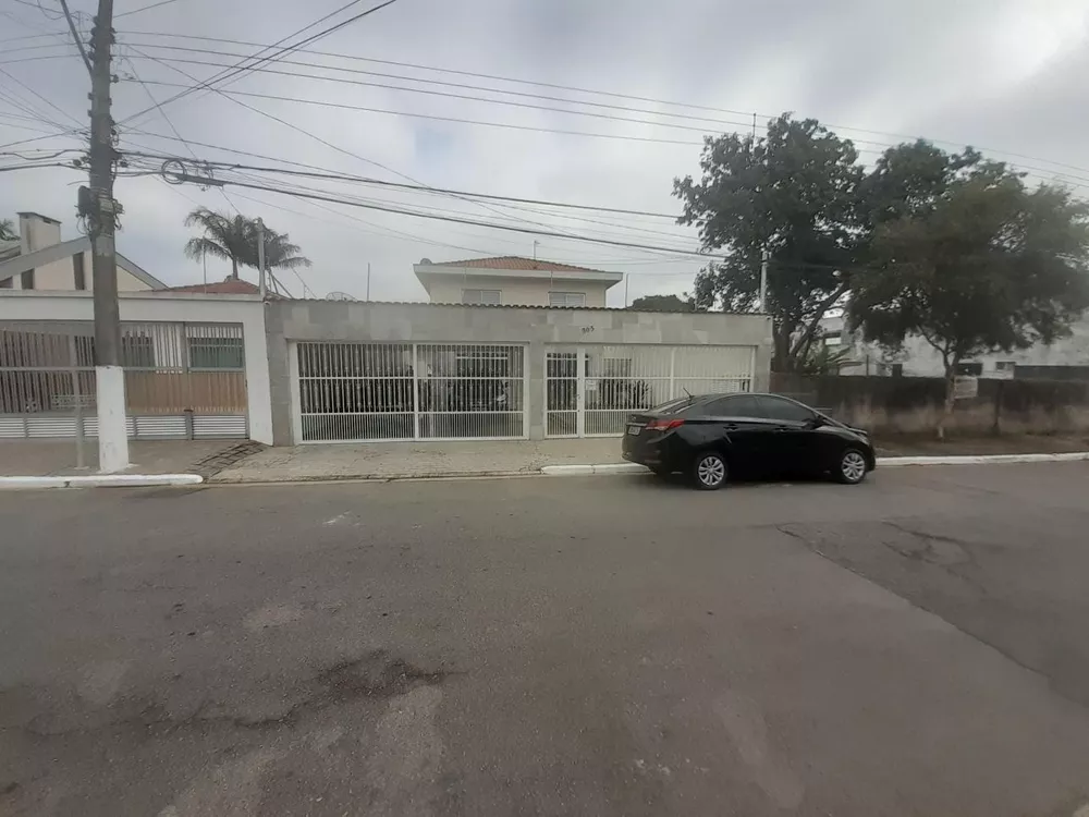 Sobrado à venda com 5 quartos, 392m² - Foto 1