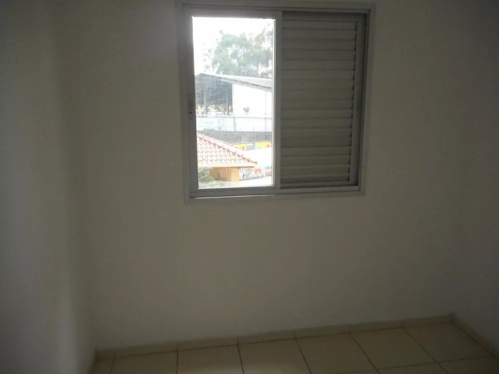 Apartamento à venda com 2 quartos, 48m² - Foto 4