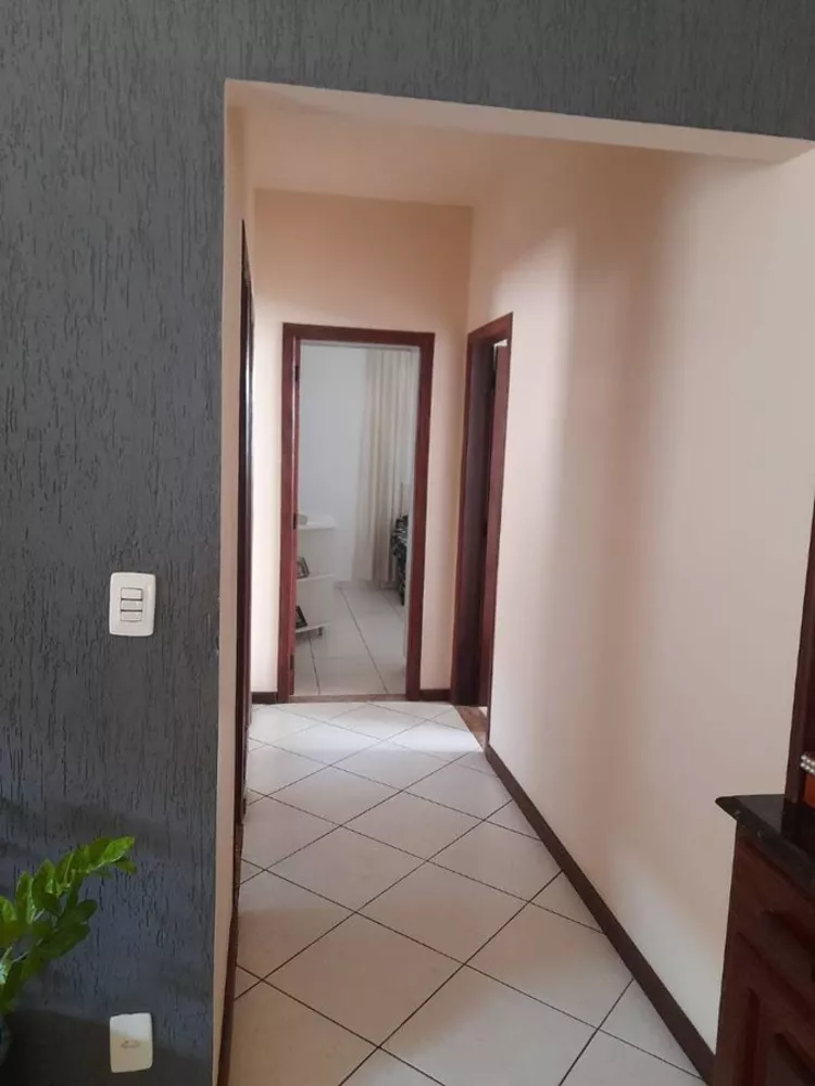 Casa à venda com 3 quartos, 278m² - Foto 16