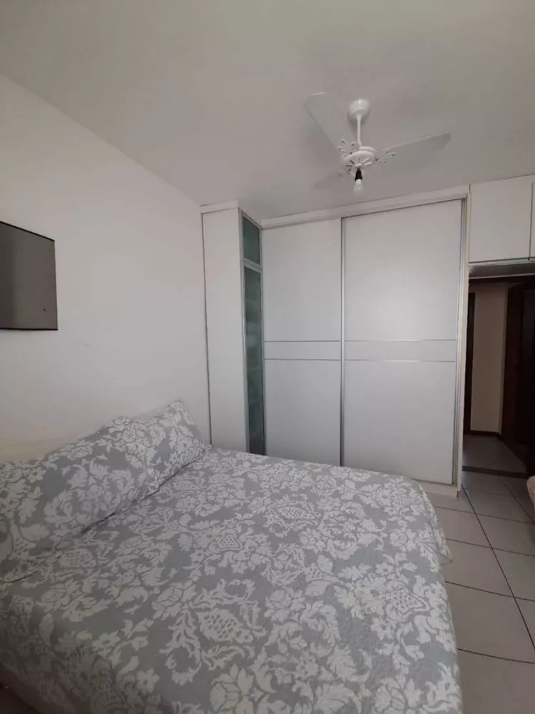 Casa à venda com 3 quartos, 278m² - Foto 8