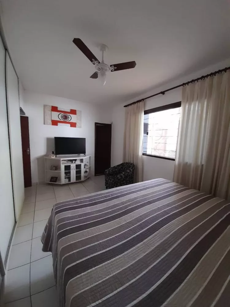 Casa à venda com 3 quartos, 278m² - Foto 19