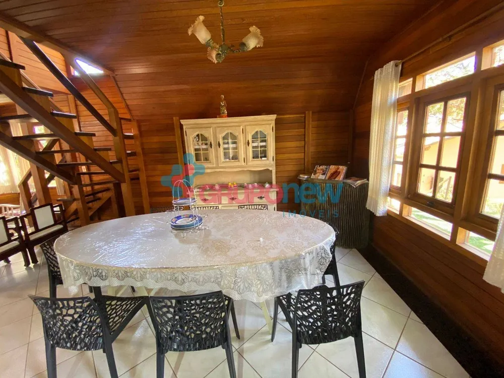 Casa, 6 quartos, 342 m² - Foto 2