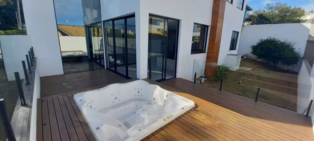 Casa de Condomínio à venda com 3 quartos, 300m² - Foto 7