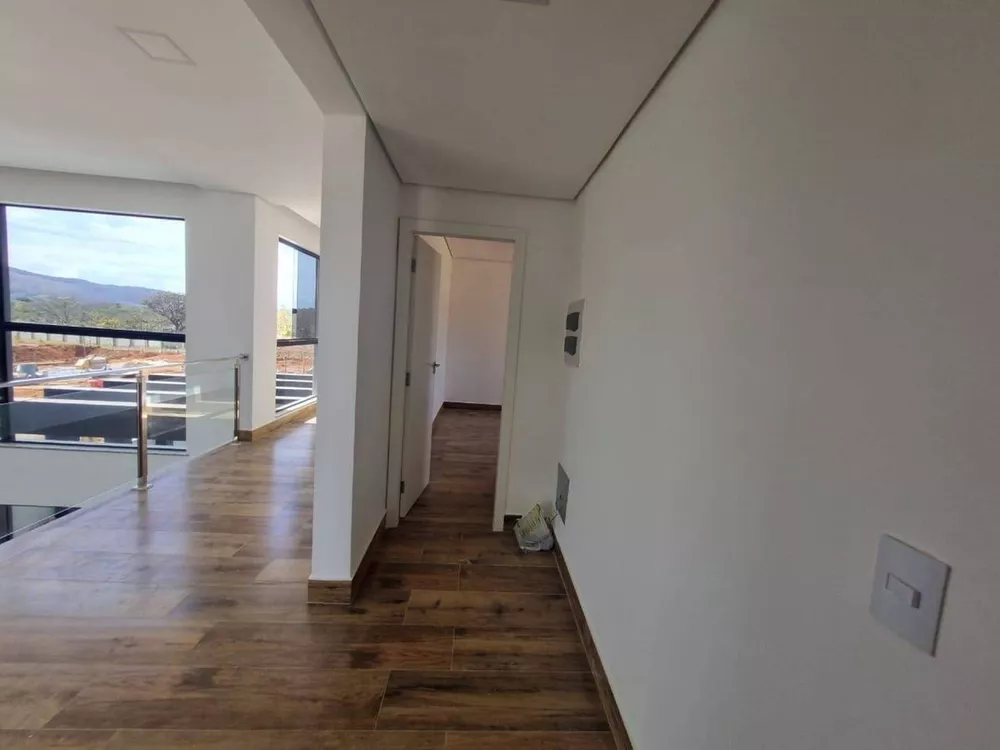 Casa à venda com 4 quartos, 450m² - Foto 24