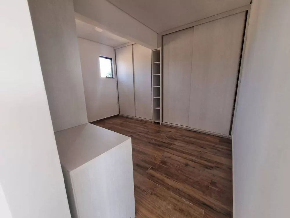 Casa à venda com 4 quartos, 450m² - Foto 11