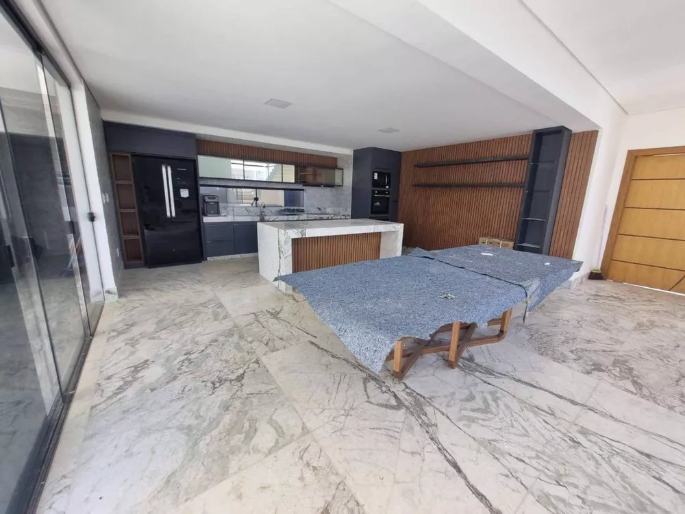 Casa à venda com 4 quartos, 450m² - Foto 6