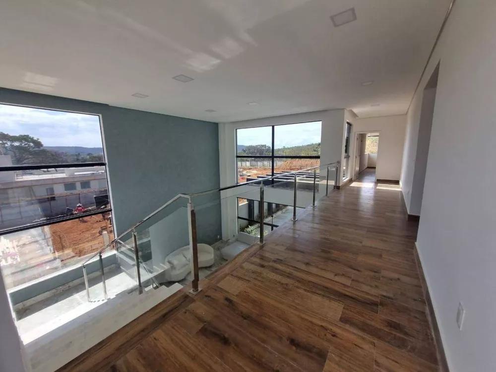 Casa à venda com 4 quartos, 450m² - Foto 8