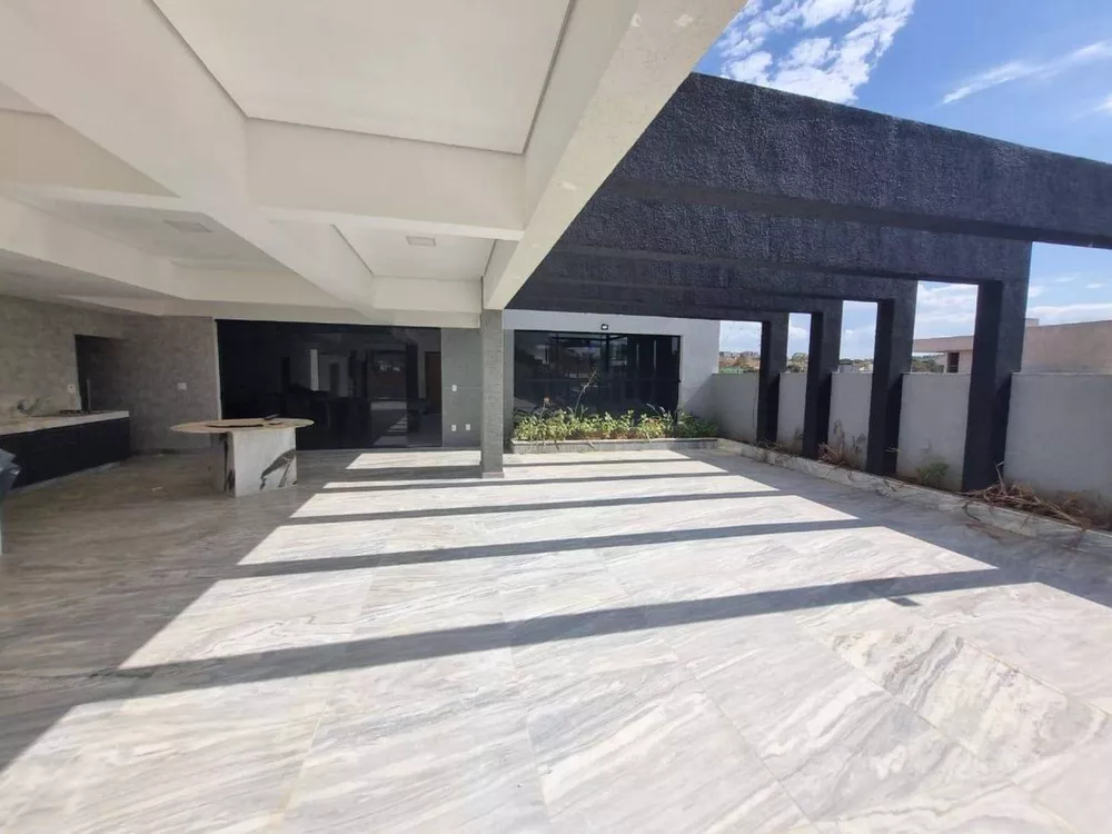 Casa à venda com 4 quartos, 450m² - Foto 25