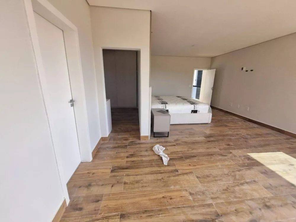 Casa à venda com 4 quartos, 450m² - Foto 16