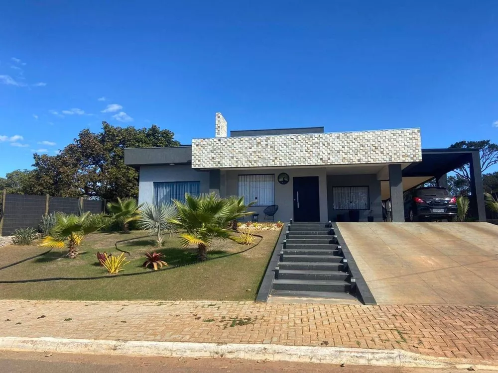 Casa de Condomínio à venda e aluguel com 4 quartos, 350m² - Foto 2