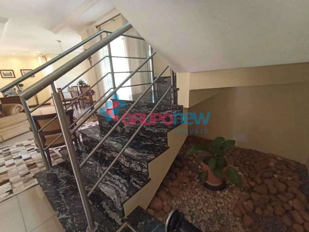 Casa, 4 quartos, 398 m² - Foto 2