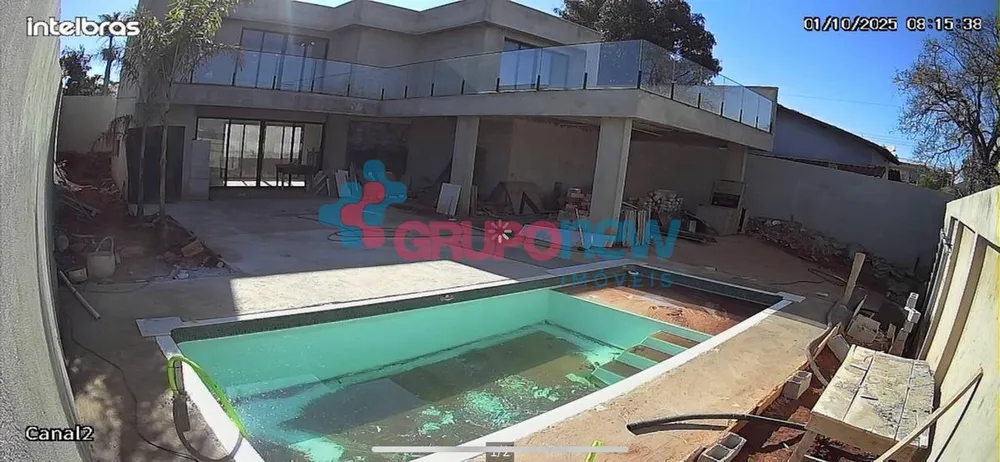 Casa, 4 quartos, 233 m² - Foto 2