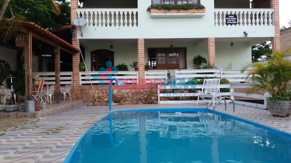 Casa, 4 quartos, 200 m² - Foto 1