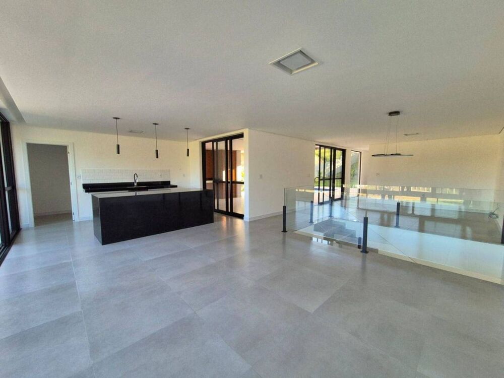 Casa de Condomínio à venda com 4 quartos, 286m² - Foto 18